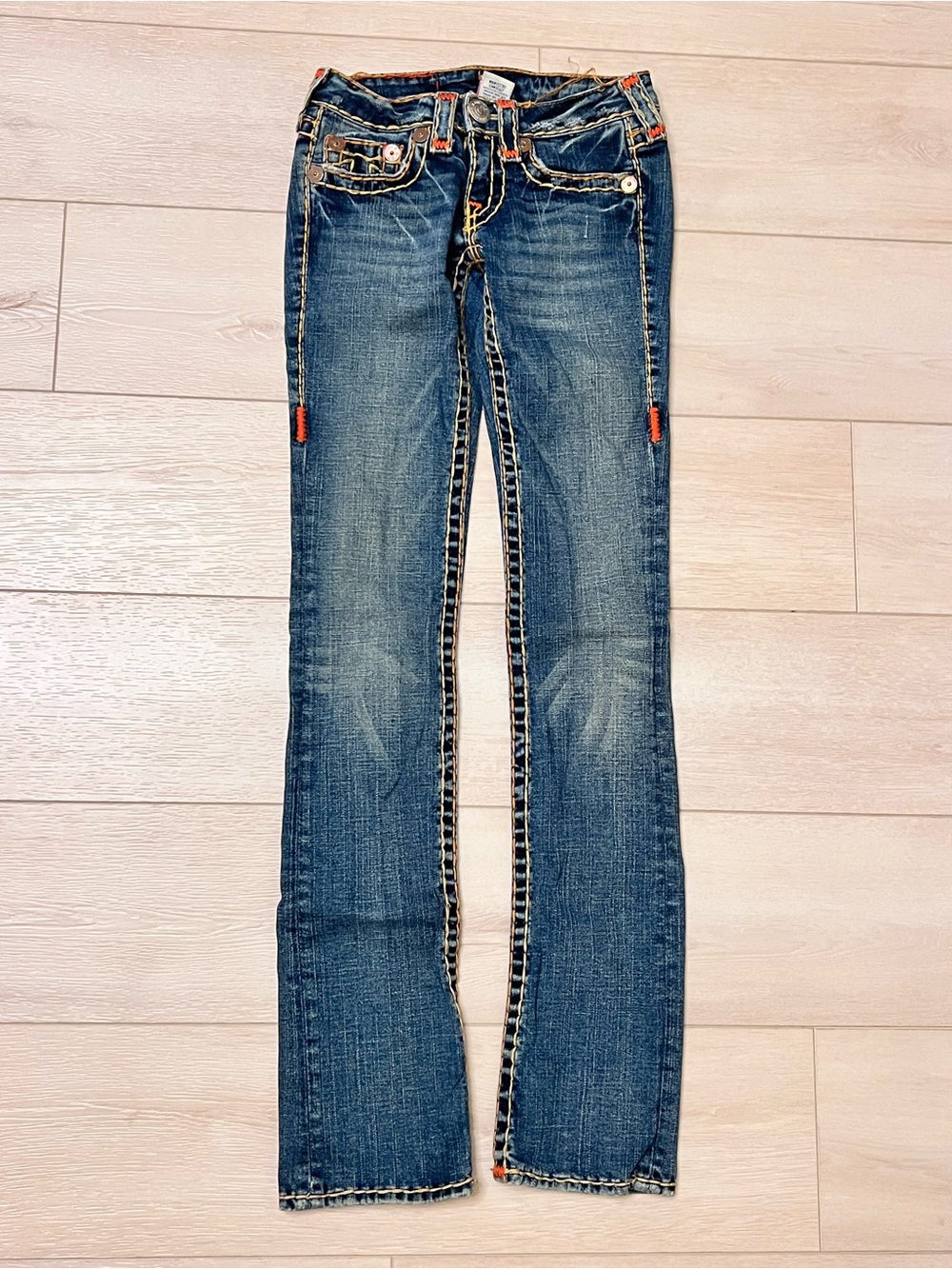 TRUE RELIGION :: JEANS